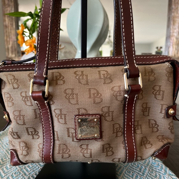 Dooney and Bourke Set - Picture 7 of 9
